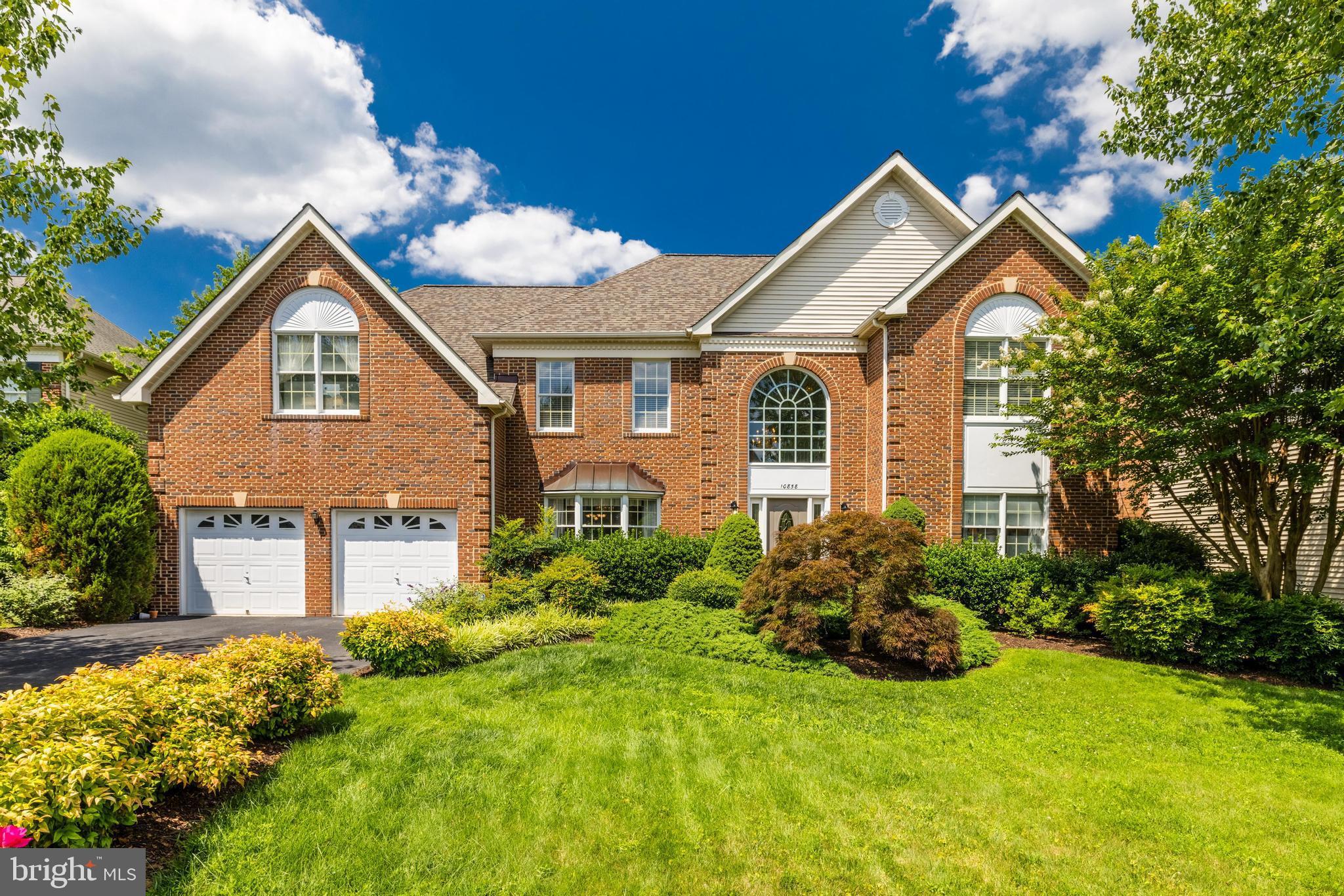 10858 Hunter Gate Way Reston, VA 20194 - Photo 3 of 63