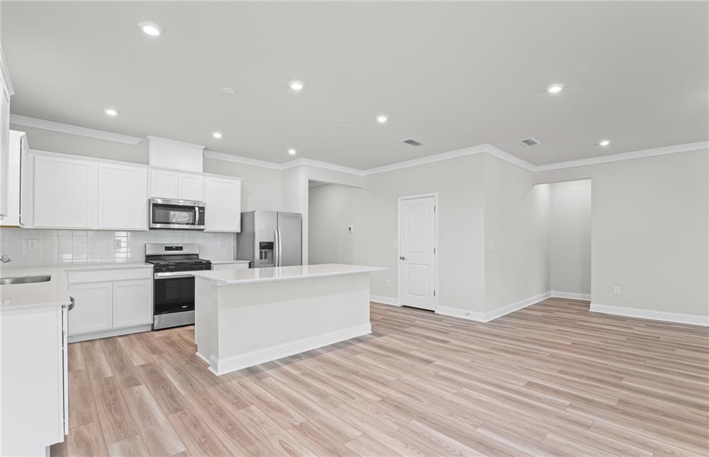 137 Kenney Way Locust Grove, GA 30248 - Photo 12 of 36