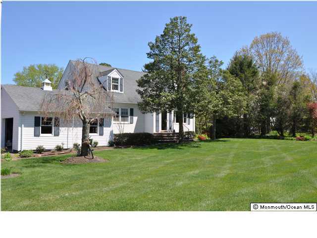 2556 River Road Manasquan, NJ 08736 - Photo 1 of 8 Primary Photo