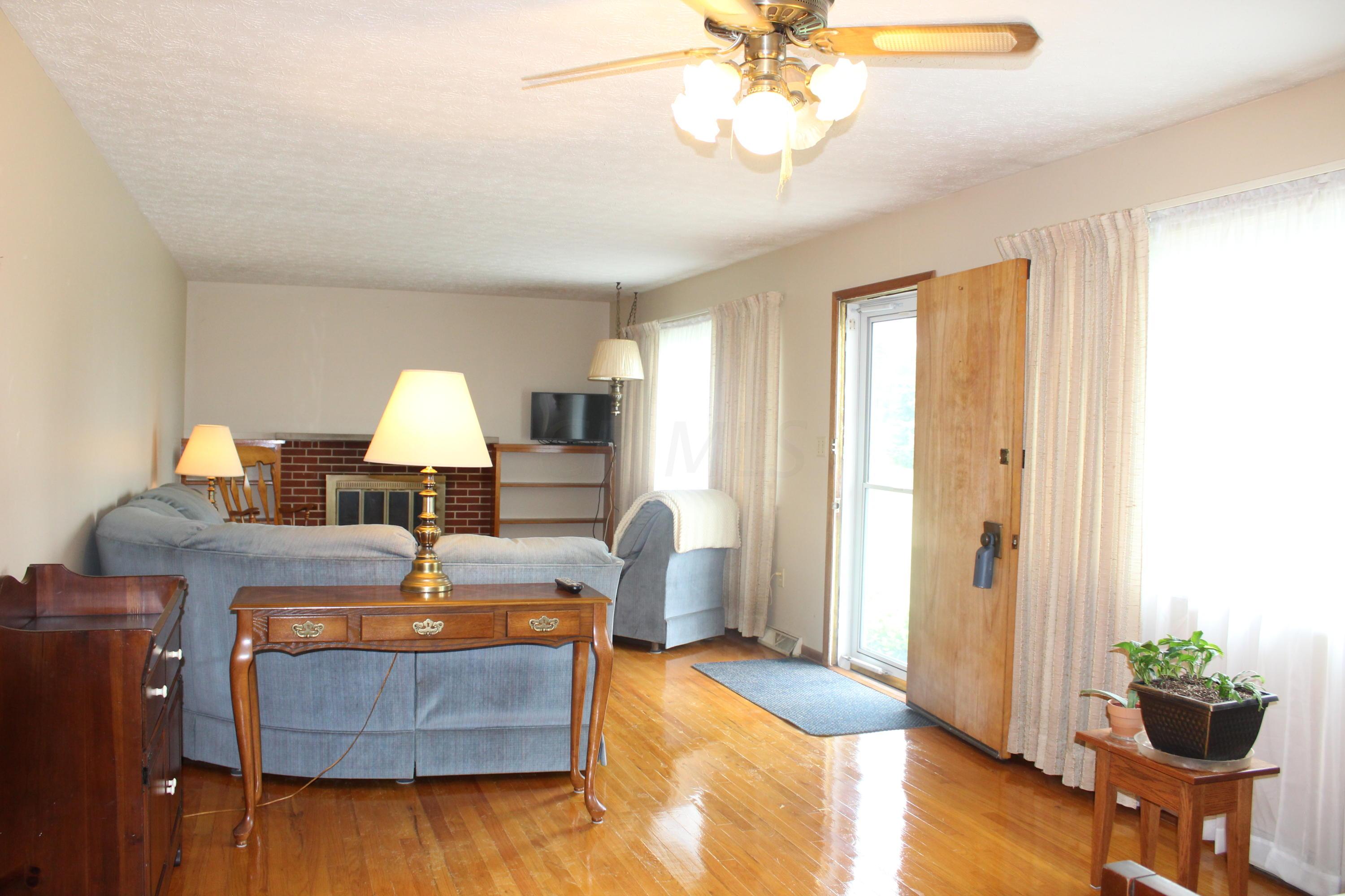 6915 Lithopolis Road Northwest Carroll, OH 43112 - Photo 3 of 26 Gallery Image 3