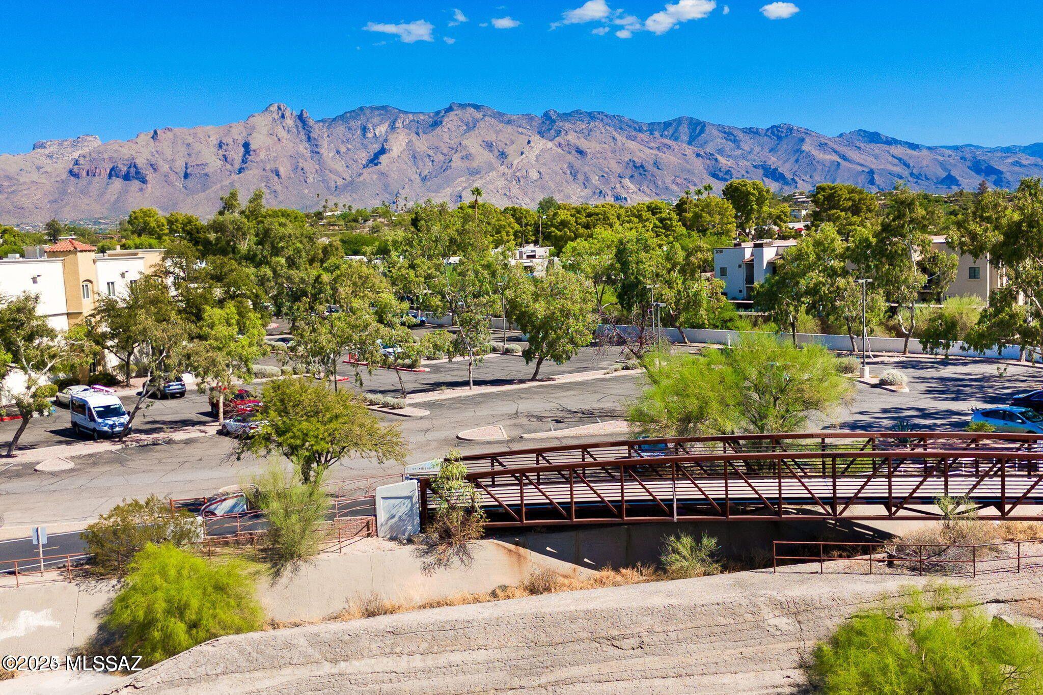 2028 East River Road, Unit 205 Tucson, AZ 85718 - Photo 32 of 42