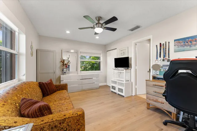 $279,000 | 1940 Northwest 13th Street, Unit 12A, Delray Beach, FL 33445