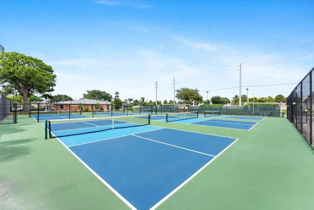 $279,000 | 1940 Northwest 13th Street, Unit 12A, Delray Beach, FL 33445