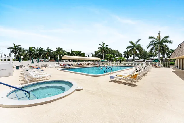 $279,000 | 1940 Northwest 13th Street, Unit 12A, Delray Beach, FL 33445
