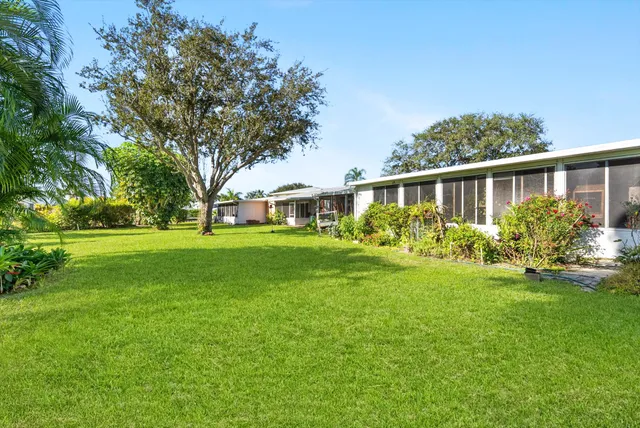 $279,000 | 1940 Northwest 13th Street, Unit 12A, Delray Beach, FL 33445