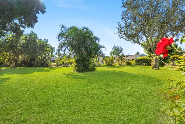 $279,000 | 1940 Northwest 13th Street, Unit 12A, Delray Beach, FL 33445