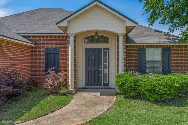 $279,000 | 2110 Sweet Bay Circle, Bossier City, LA 71111