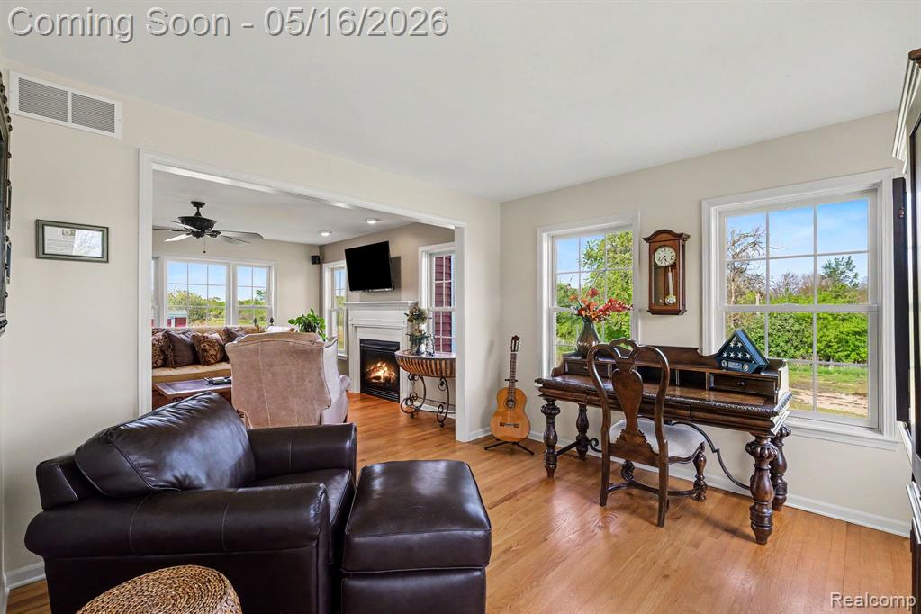 6520 Cook Road Swartz Creek, MI 48473 - Photo 10 of 43
