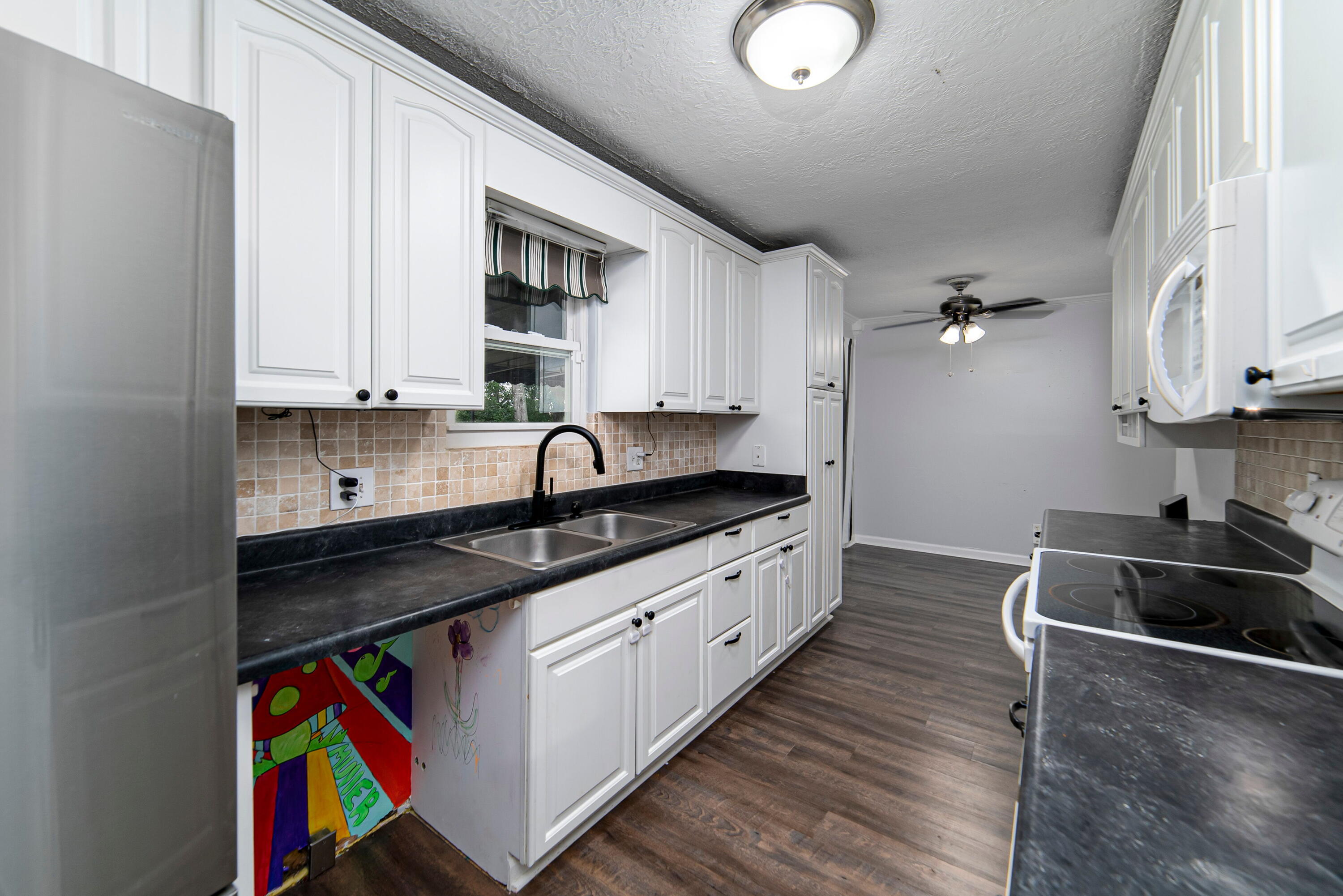 4021 Rio Pinar Drive Augusta, GA 30906 - Photo 9 of 48 009-original-photo