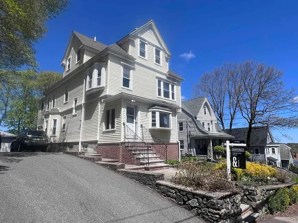$5,700 | 61 Wollaston Avenue, Unit 2, Arlington, MA 02476