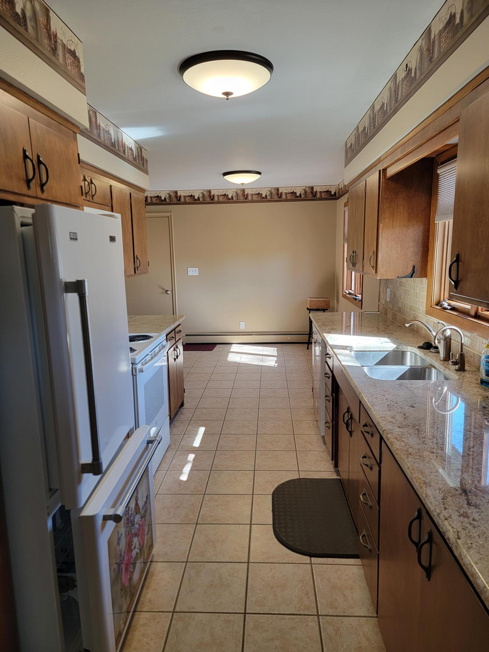 612 5th Avenue Southwest Perham, MN 56573 - Photo 12 of 24