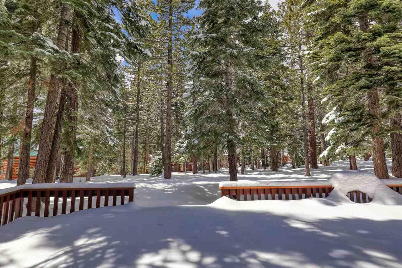 11596 Kitzbuhel Road Truckee, CA 96161 - Photo 21 of 21 Large rear deck