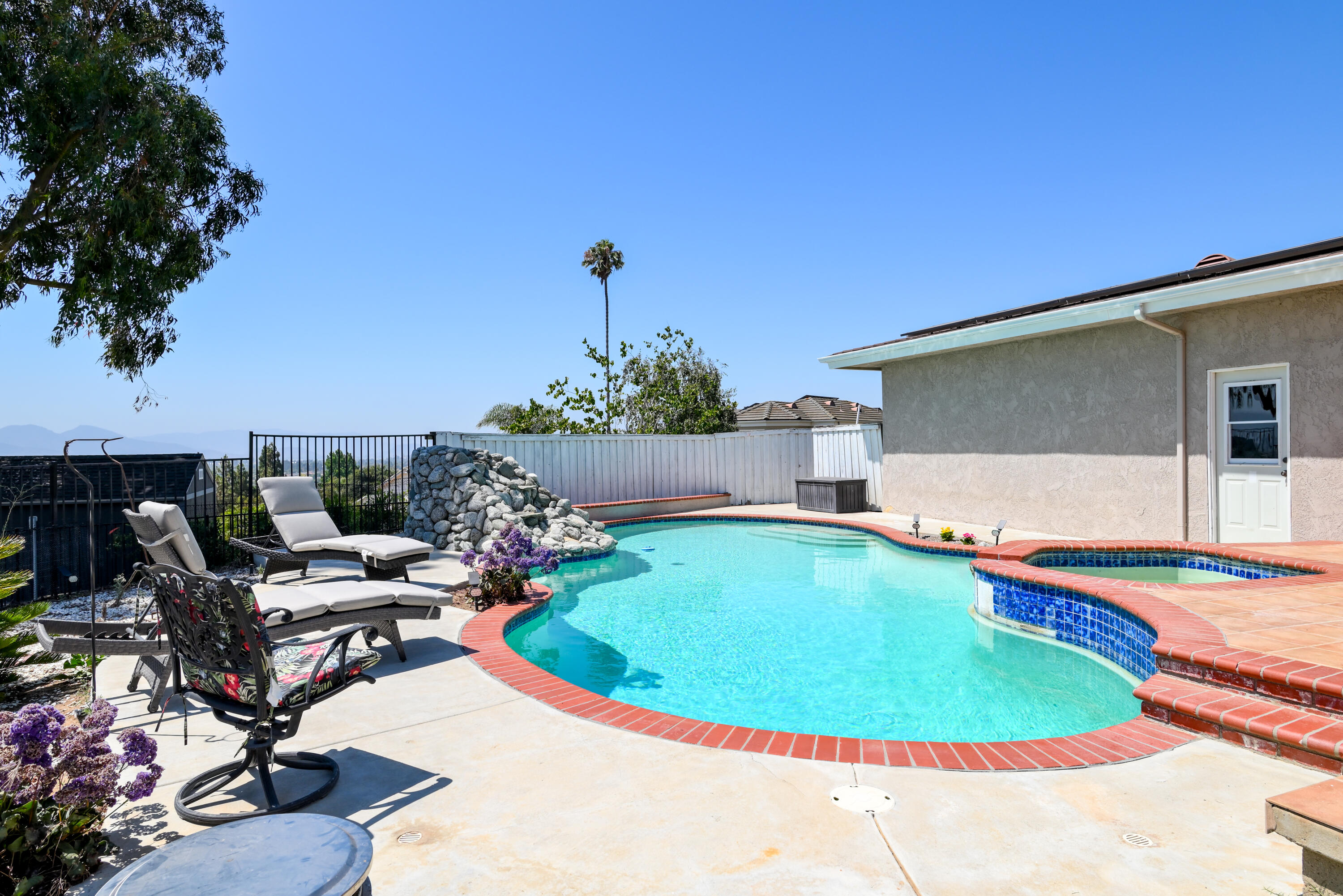 312 Alosta Drive Camarillo, CA 93010 - Photo 10 of 61 NathanCool-12