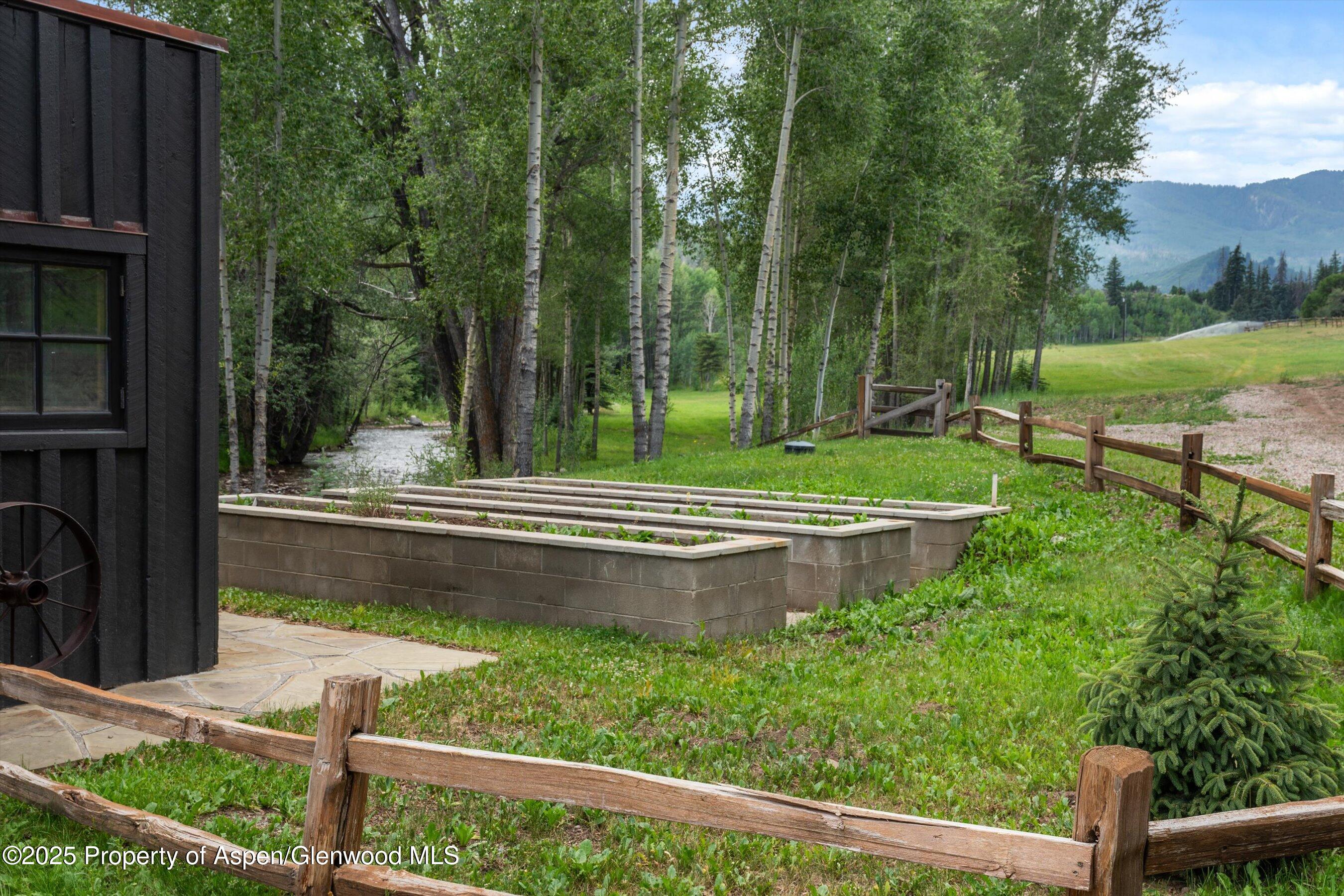 6458 Snowmass Creek Road Snowmass, CO 81654 - Photo 33 of 114 25-6458SmassCrRd25071725