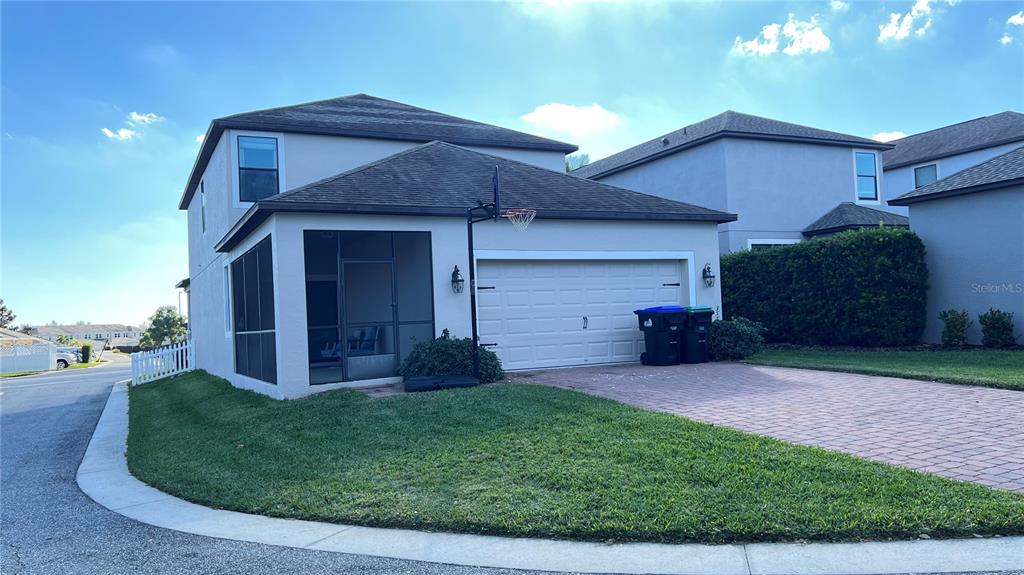 15401 Porter Road Winter Garden, FL 34787 - Photo 6 of 59 a view of a house with a yard