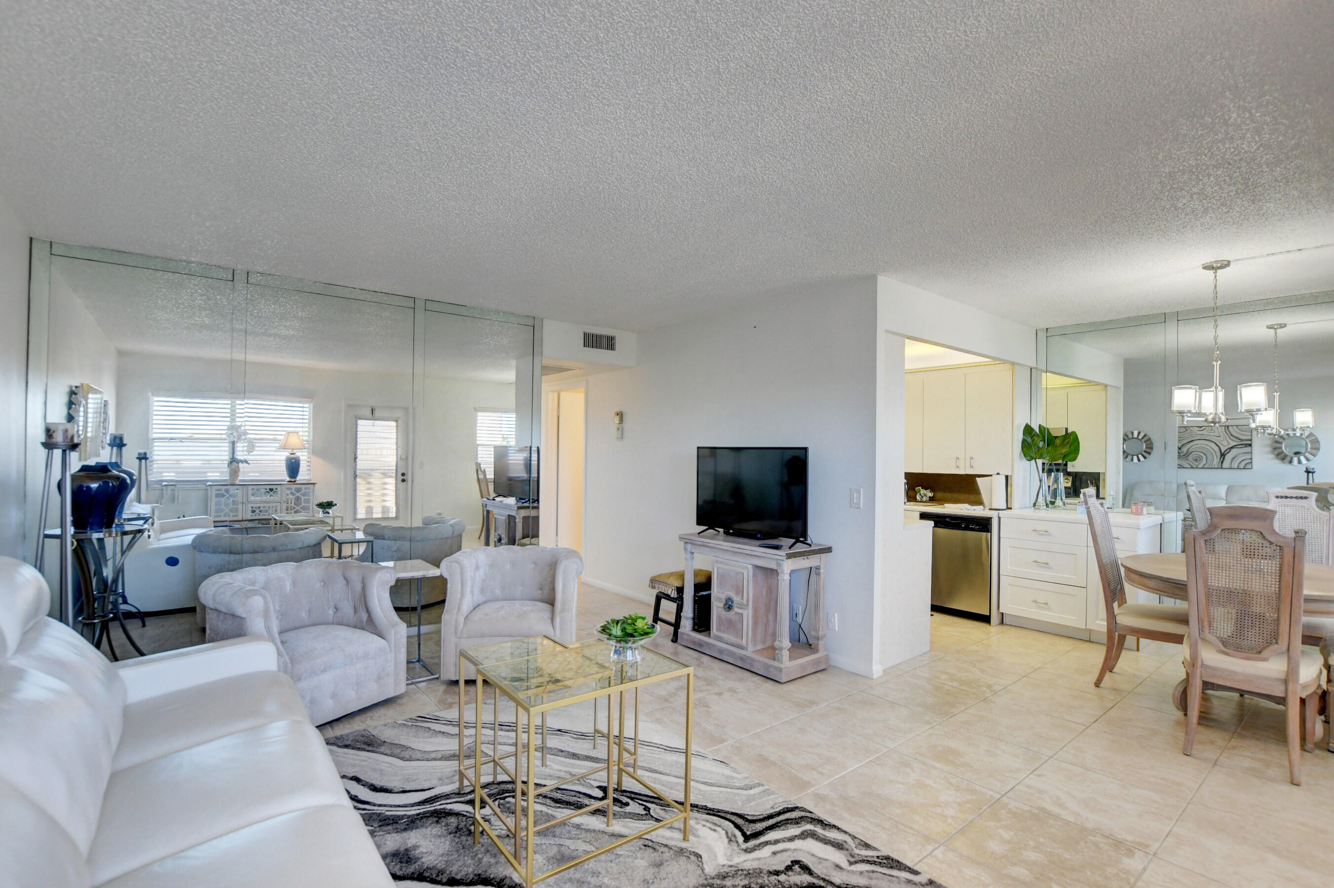 4075 Guildford East Boca Raton, FL 33434 - Photo 3 of 40 02_ebf_8341and4more