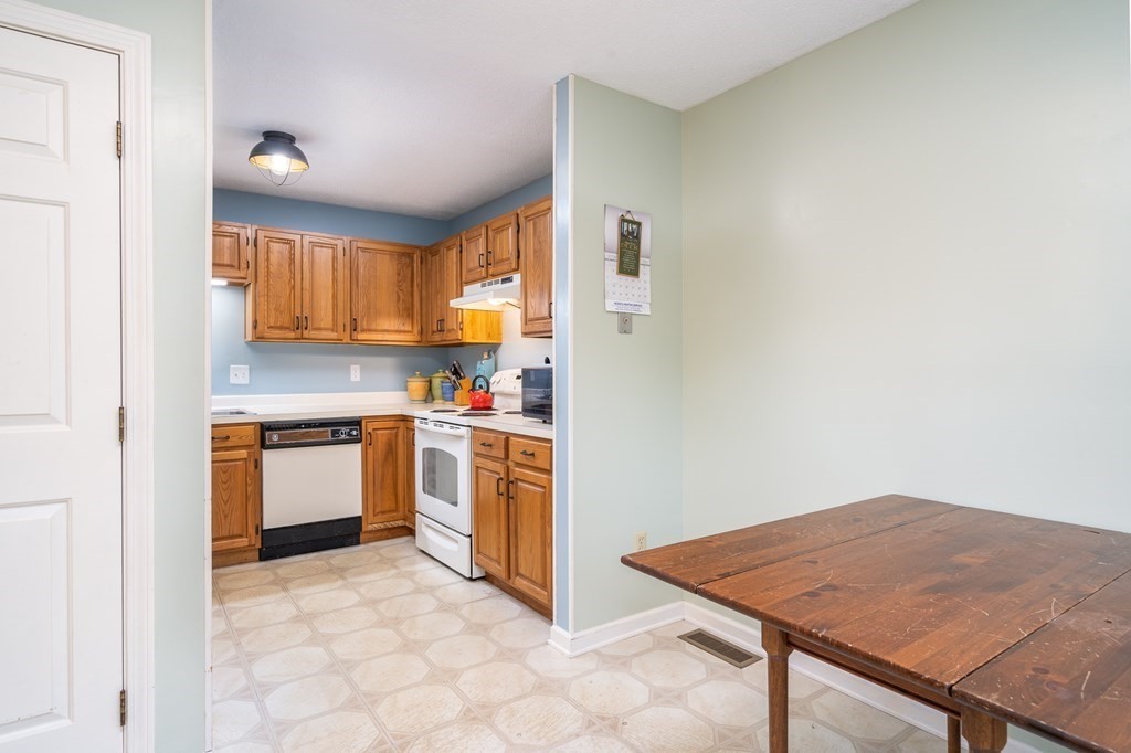 25 Tannery Road, Unit 5 Westfield, MA 01085 - Photo 8 of 28 Gallery Image 8