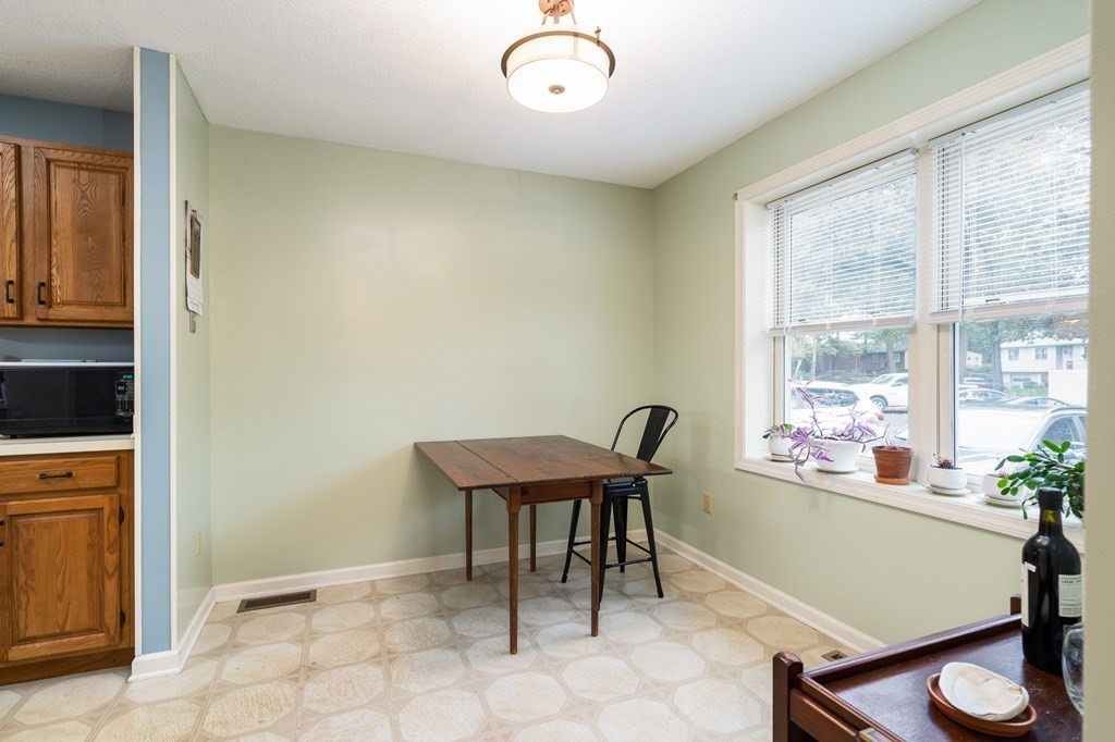 25 Tannery Road, Unit 5 Westfield, MA 01085 - Photo 10 of 28 Gallery Image 10