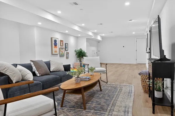 $1,275,000 | 14 Hamlet Street, Unit A, Somerville, MA 02143