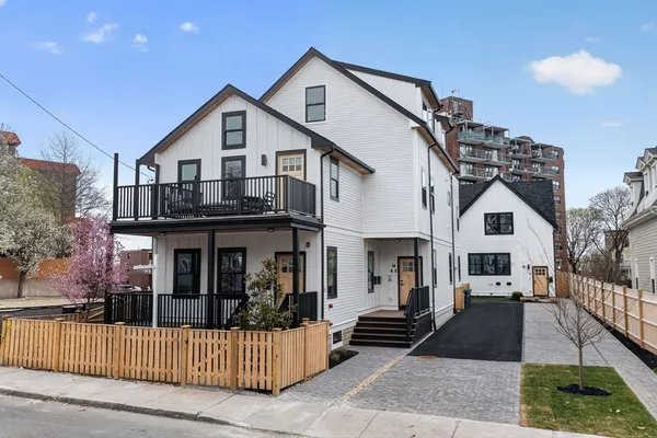 $1,275,000 | 14 Hamlet Street, Unit A, Somerville, MA 02143