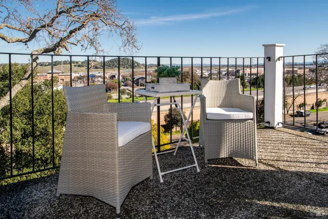 $515,000 | 18 Margarita Terrace, Novato, CA 94947