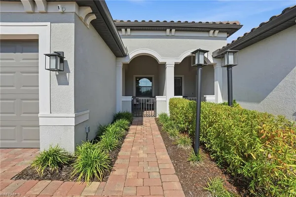 $535,000 | 12330 Canal Grande Drive, Fort Myers, FL 33913