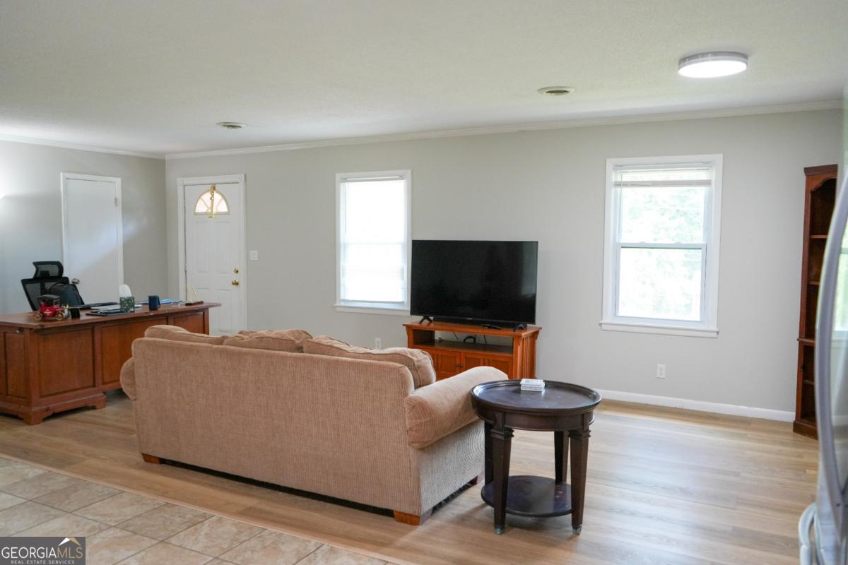 307 Pinewood Drive Dublin, GA 31021 - Photo 11 of 38
