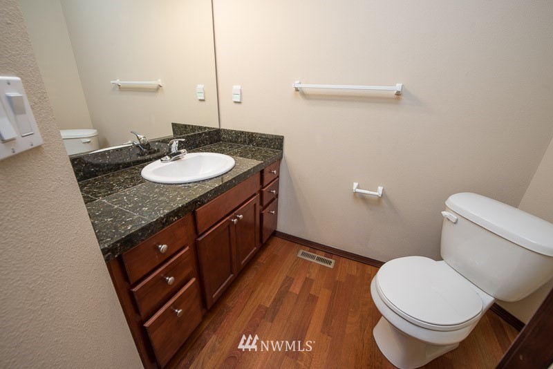1034 215th Place Southeast Bothell, WA 98021 - Photo 8 of 18