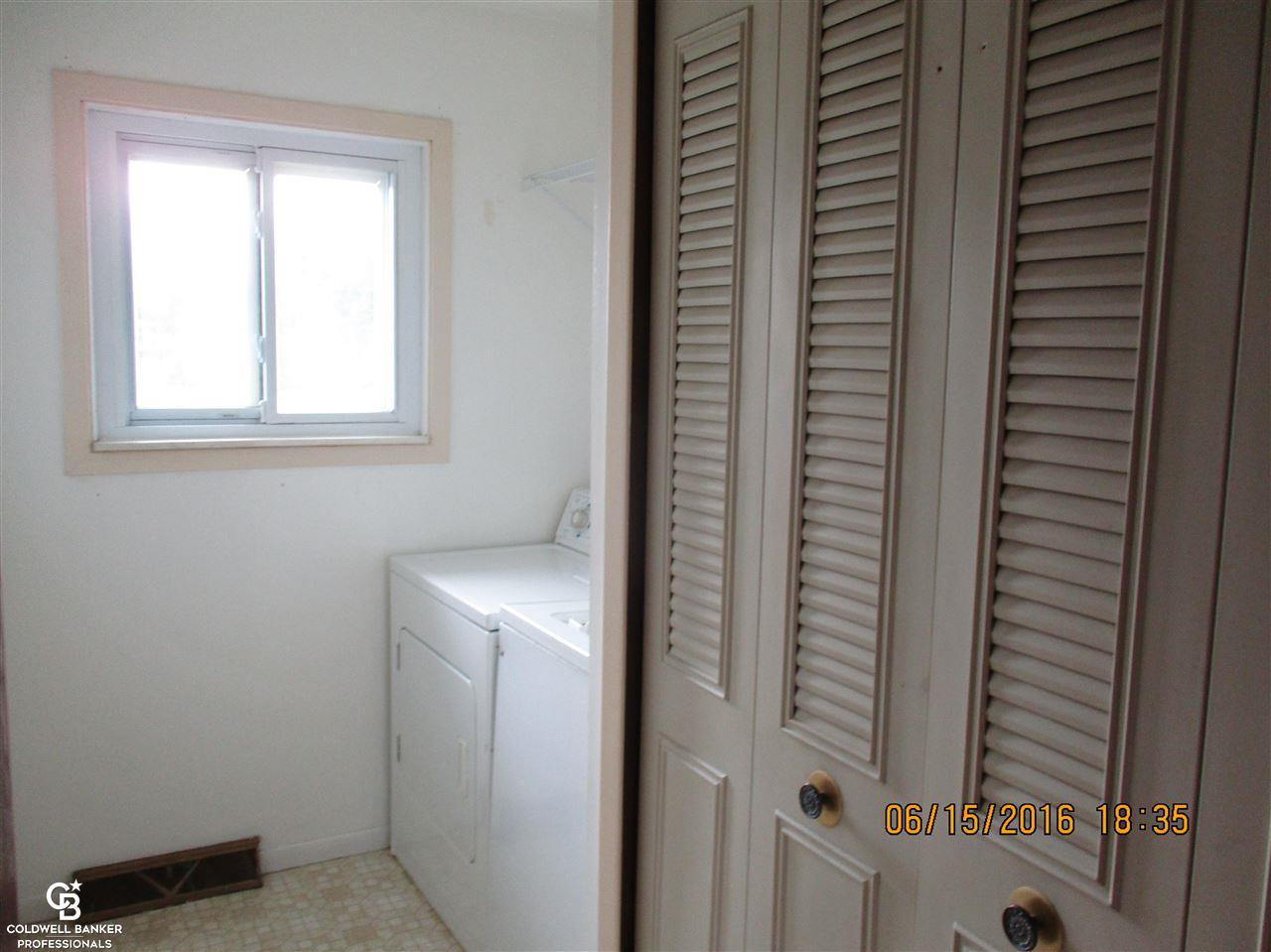 956 Braidwood Road Memphis, MI 48041 - Photo 15 of 24