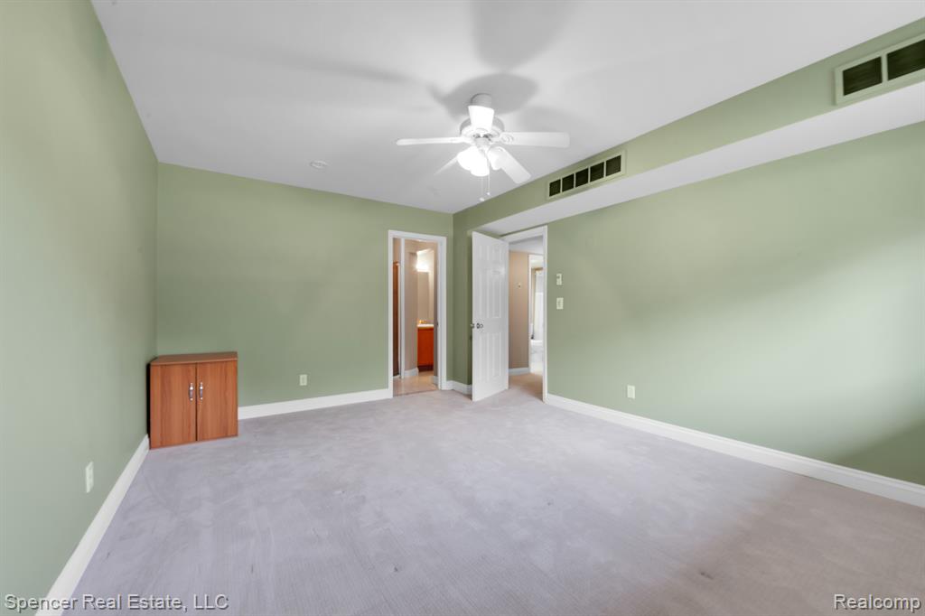 2311 Walton Boulevard, Unit 29 Rochester, MI 48309 - Photo 14 of 21