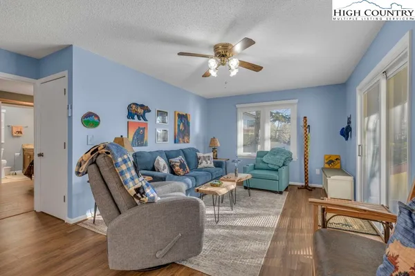 $425,000 | 6 Ridgewood Lane, Newland, NC 28657