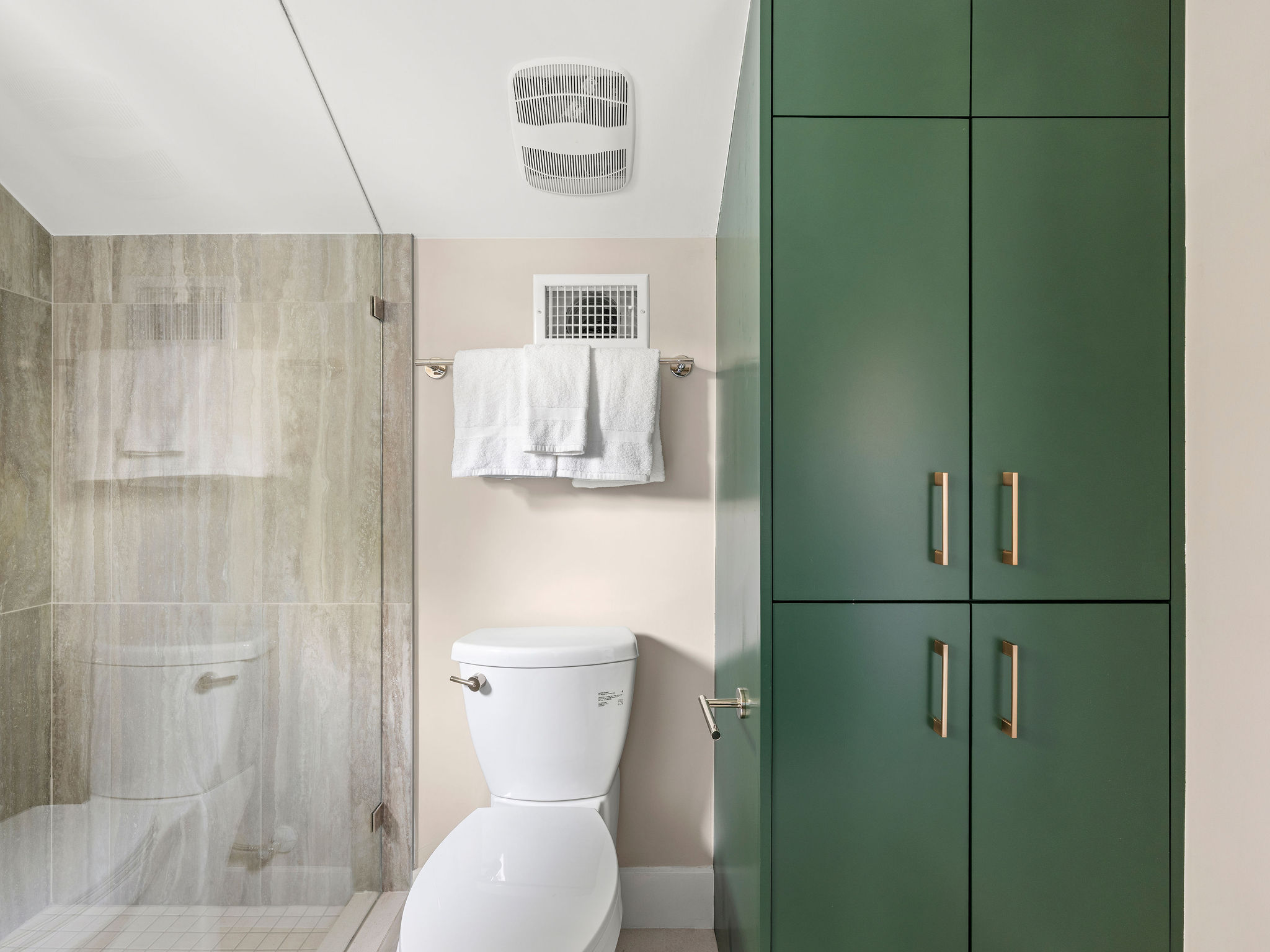 1401 East 3rd Street, Unit 2 Austin, TX 78702 - Photo 19 of 31 Full bathroom with a stall shower and toilet