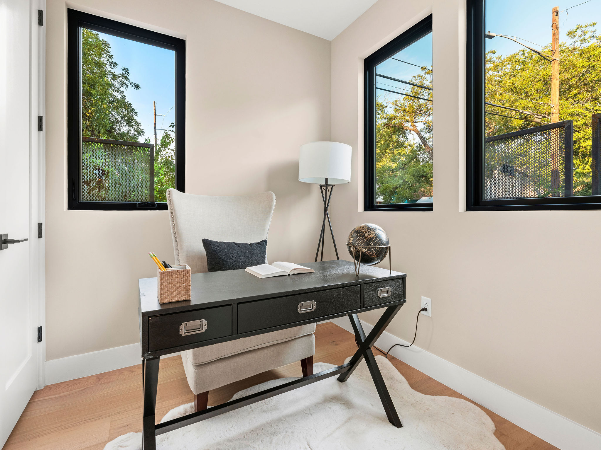 1401 East 3rd Street, Unit 2 Austin, TX 78702 - Photo 22 of 31 Office space featuring wood finished floors and baseboards