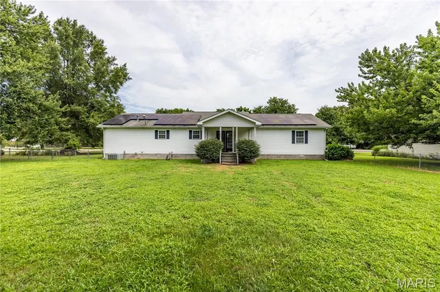 $199,000 | 112 Cynthia Street, East Prairie, MO 63845