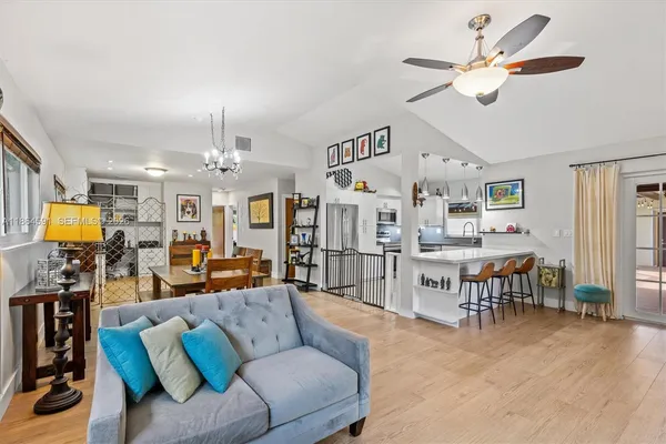 $950,000 | 17625 Southwest 91st Avenue, Palmetto Bay, FL 33157