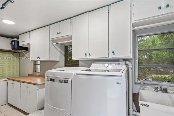 $950,000 | 17625 Southwest 91st Avenue, Palmetto Bay, FL 33157