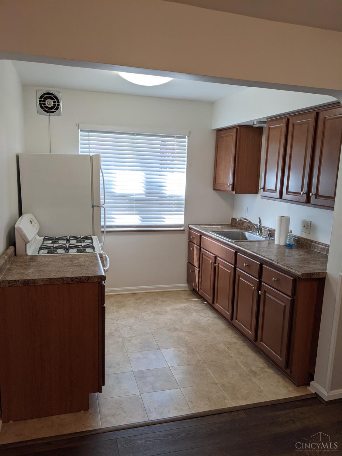 3470 Brotherton Road Cincinnati, OH 45209 - Photo 28 of 42