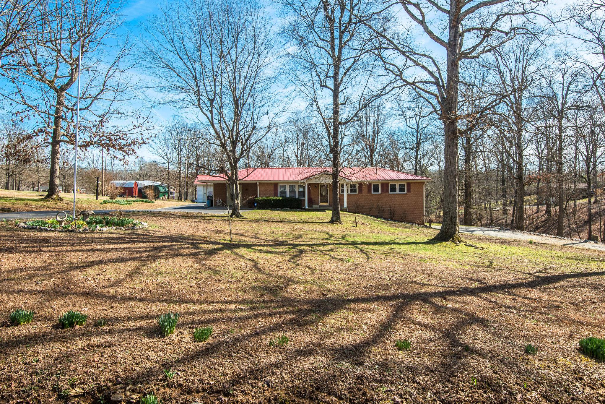 128 Robert Porter Road Dickson, TN 37055 - Photo 3 of 27 100% Loans Available on this Home