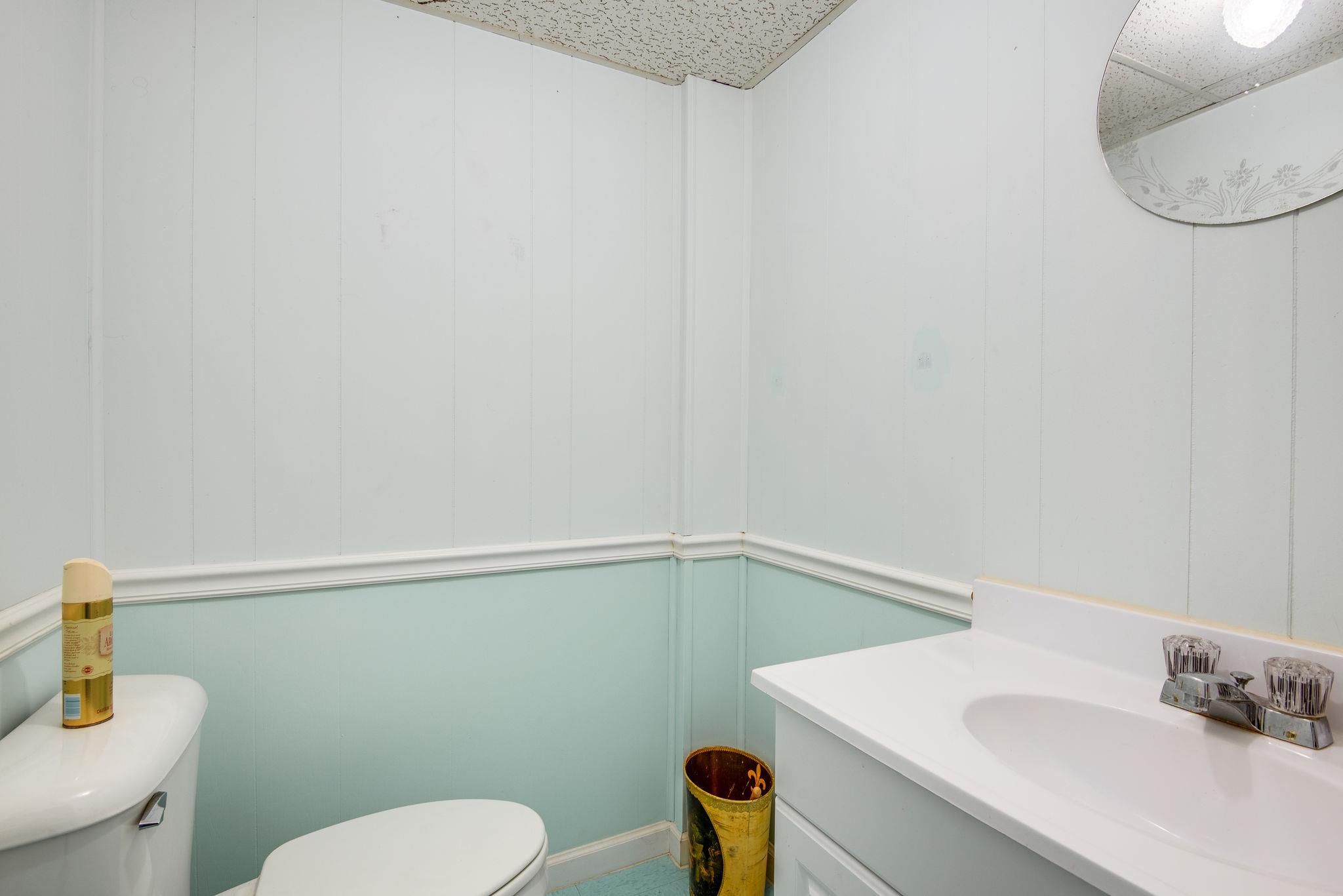 128 Robert Porter Road Dickson, TN 37055 - Photo 21 of 27 Half Bath