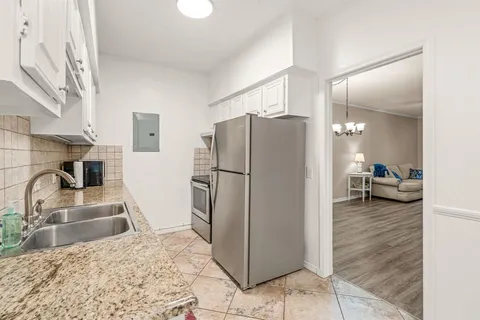 $196,000 | 4420 Harlanwood Drive, Unit 228, Fort Worth, TX 76109