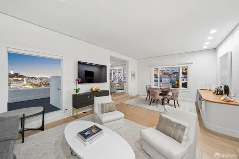 $2,995,000 | 1127 Greenwich Street, San Francisco, CA 94109