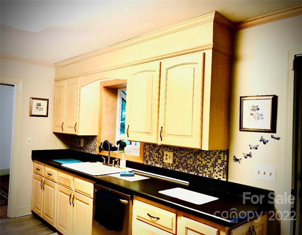 1024 Timber Lake Drive Charlotte, NC 28227 - Photo 14 of 34