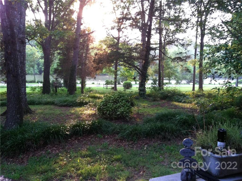 1024 Timber Lake Drive Charlotte, NC 28227 - Photo 27 of 34