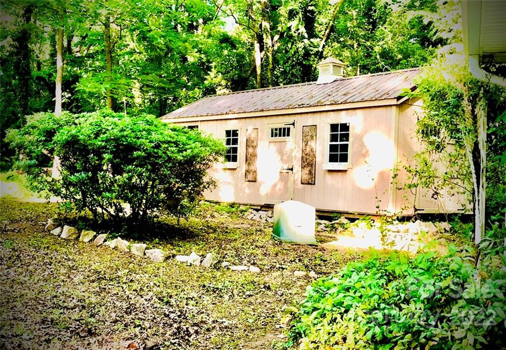 1024 Timber Lake Drive Charlotte, NC 28227 - Photo 28 of 34