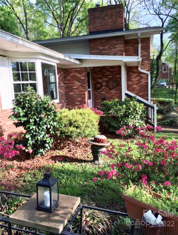 1024 Timber Lake Drive Charlotte, NC 28227 - Photo 30 of 34