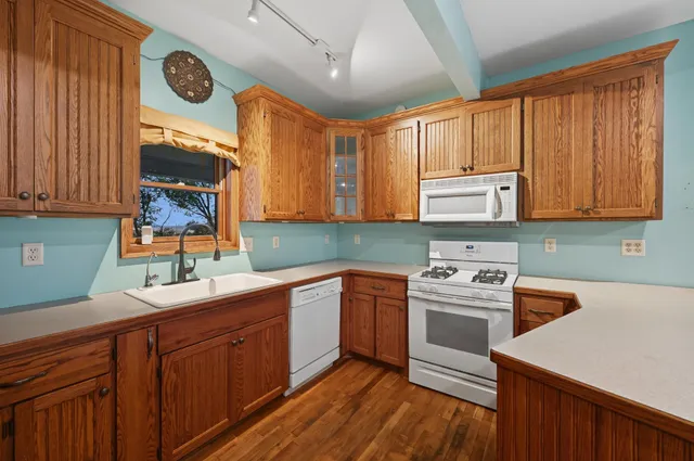 $659,900 | 9085 Acorn Avenue, Plato, MN 55370