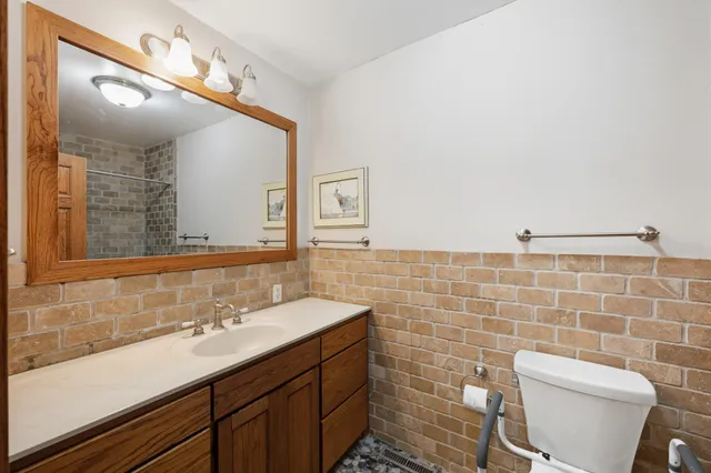 $659,900 | 9085 Acorn Avenue, Plato, MN 55370