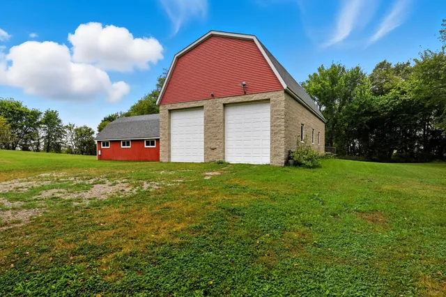 $659,900 | 9085 Acorn Avenue, Plato, MN 55370