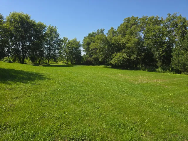 $659,900 | 9085 Acorn Avenue, Plato, MN 55370