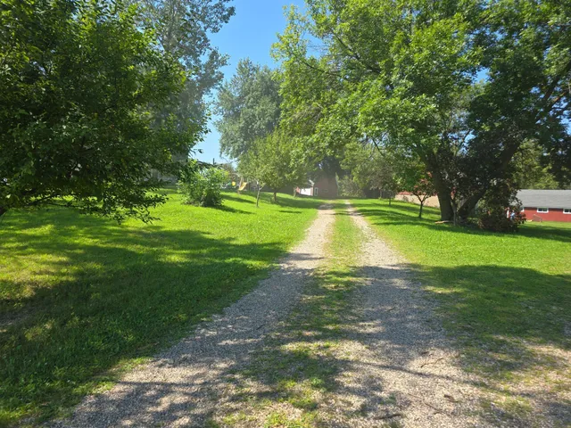 $659,900 | 9085 Acorn Avenue, Plato, MN 55370